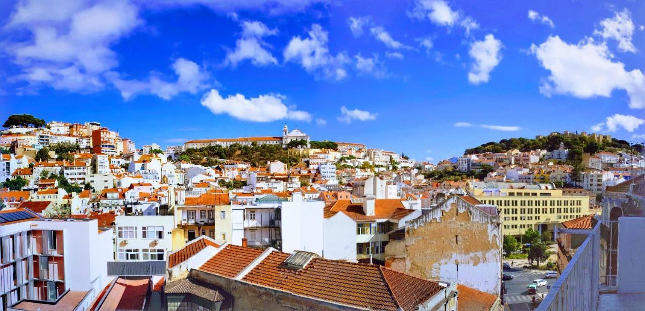 Amazing Downtown Apt With Small Balcony With View Over The Castle Lisboa 外观 照片